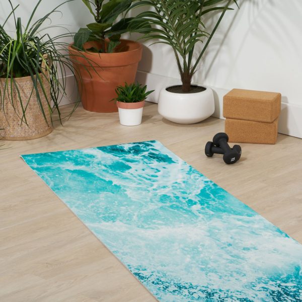 Perfect Sea Waves Yoga Mat